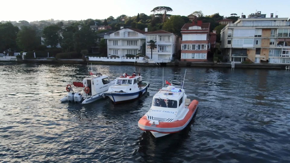 İstanbul Boğazı'nda kaçak midye avcılarına operasyon - 2
