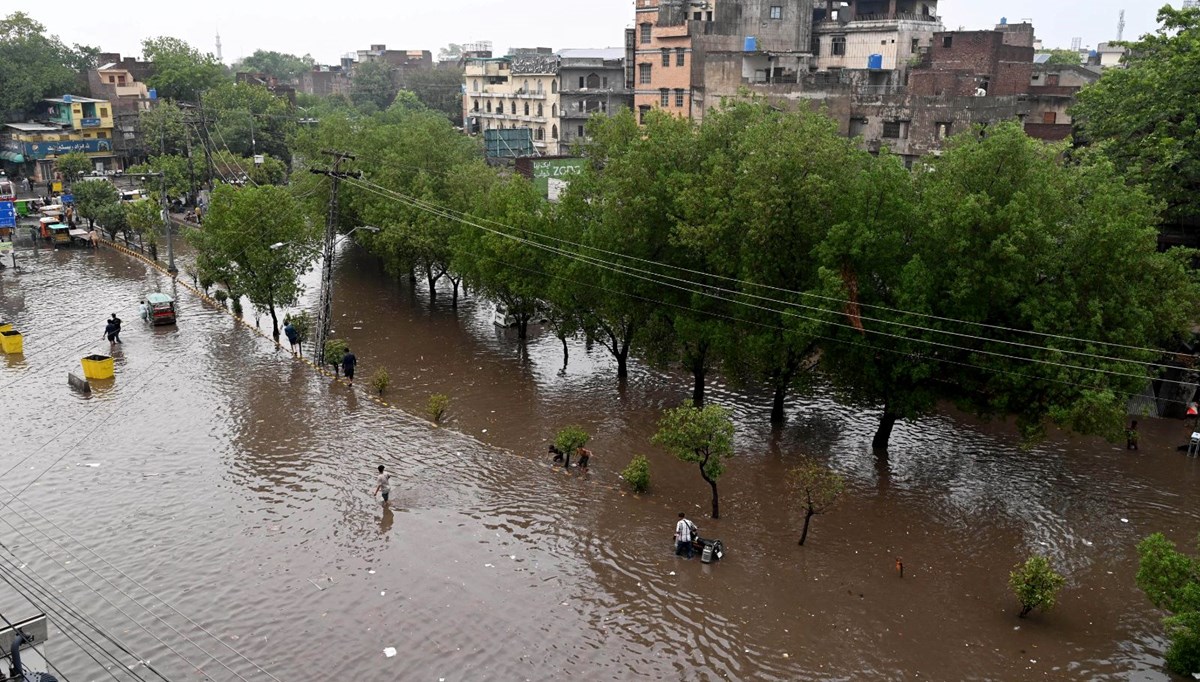 Pakistan’da muson yağmurları: 154 kişi öldü