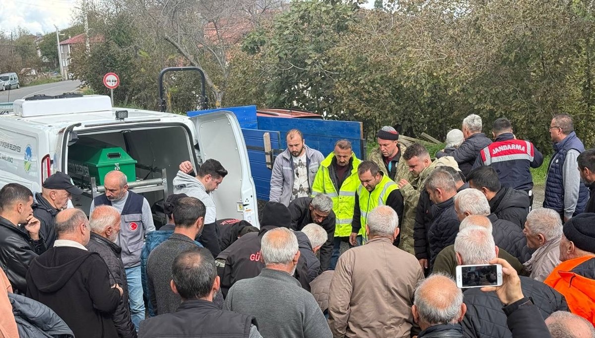 Sakarya'da kestane toplarken kaybolan yaşlı adam ölü bulundu