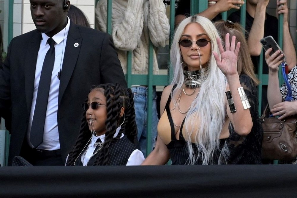 Kim Kardashian'ı soyan hırsız: Parasını etrafa saçıyordu - 7