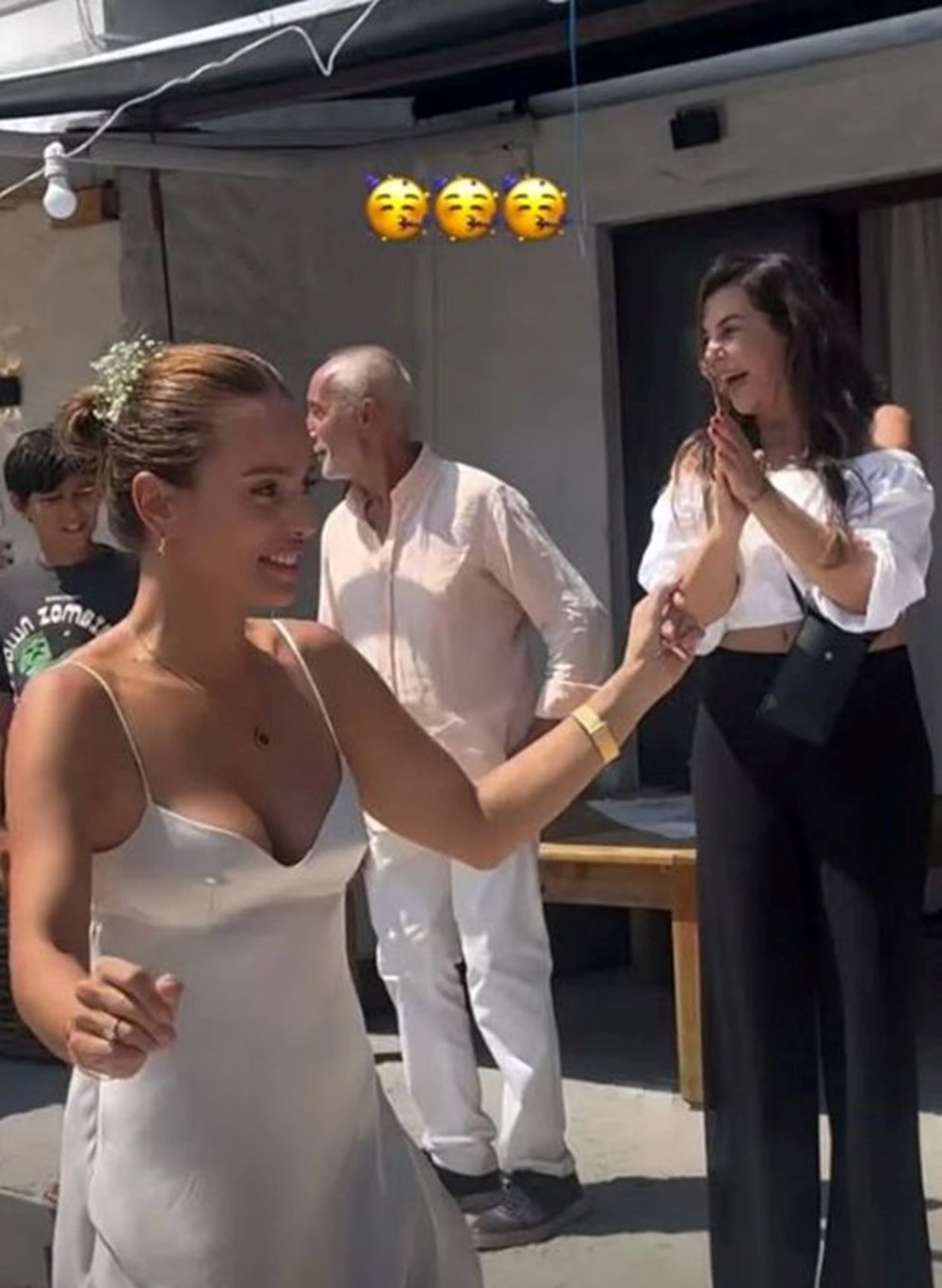 Bestemsu Özdemir ile eşi Ersin Görkem'den mutluluk pozları - 3