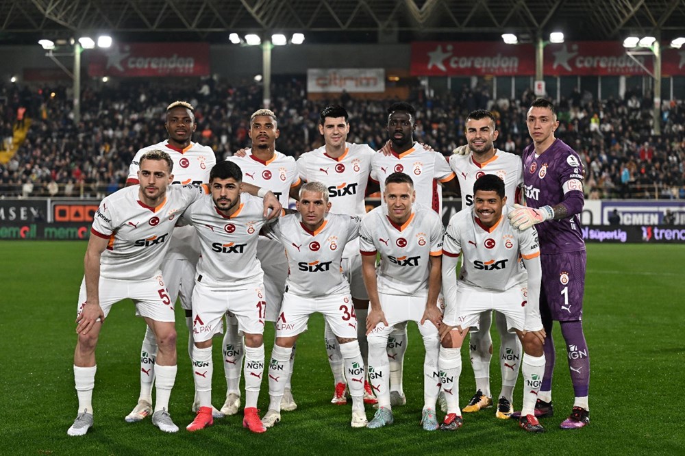 Beşiktaş-Galatasaray derbisini kim yönetecek? Kulislerde konuşulan isim - 3