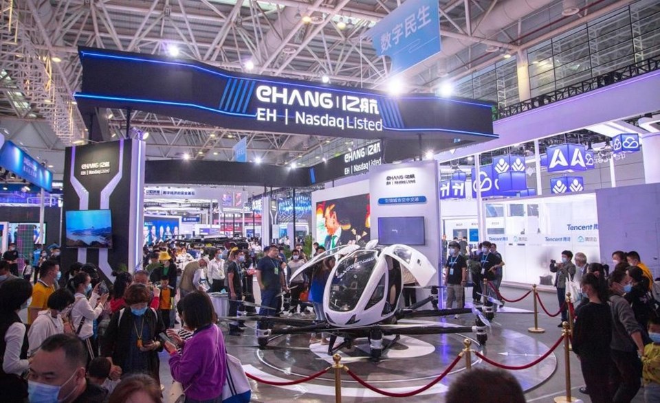 Çin'de sürücüsüz drone taksi 2 yolcusuyla uçtu - 2
