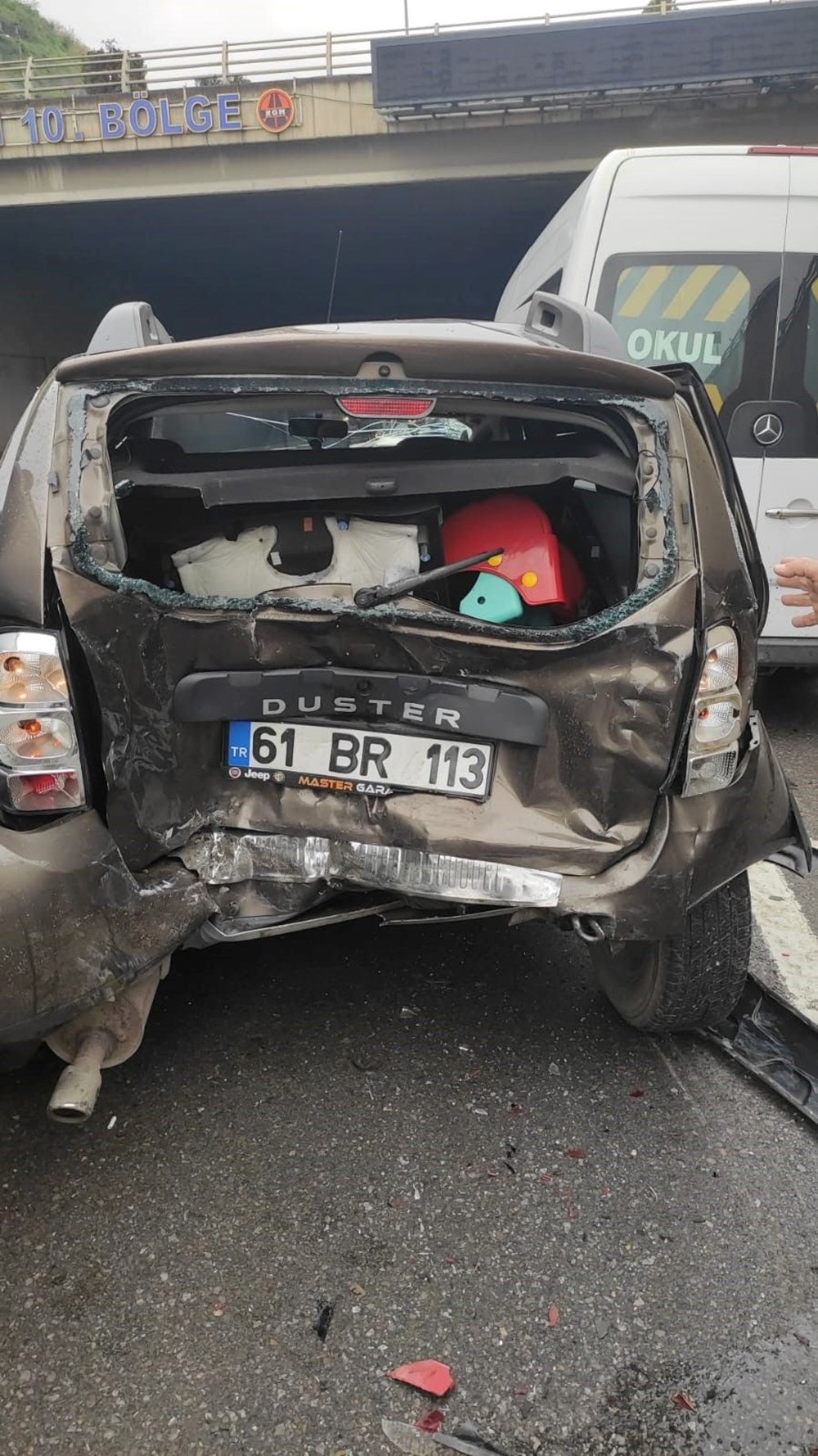 25 araç birbirine girdi: Çok sayıda yaralı var 72