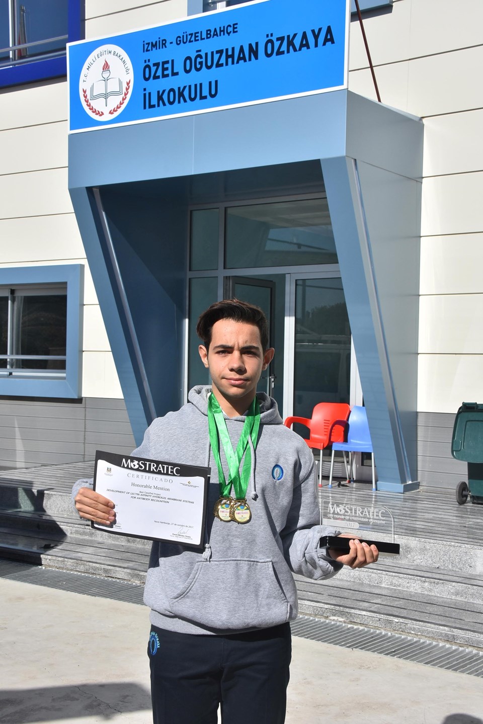 İzmirli öğrenci uluslararası yarışmada üç dalda birinci - 1
