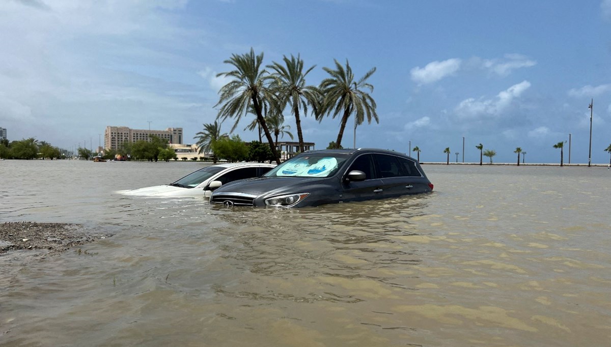 Birleşik Arap Emirlikleri'nde sel felaketi: 7 ölü