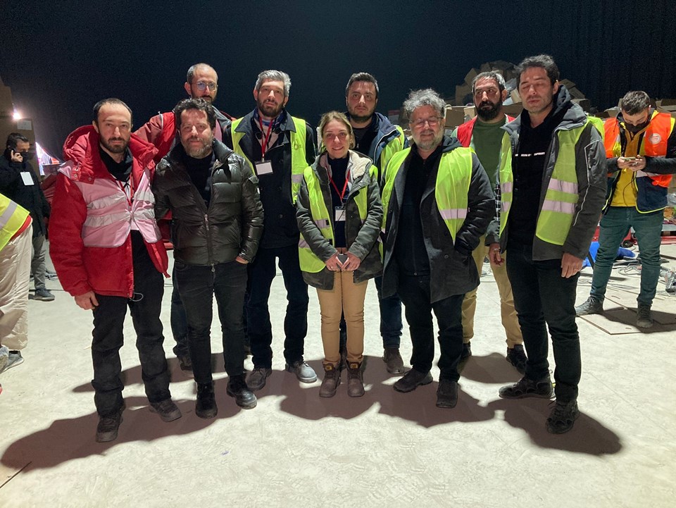 Mert Fırat: Her gün 4 binden fazla depremzedemizin gıda ihtiyacını gideriyoruz - 1