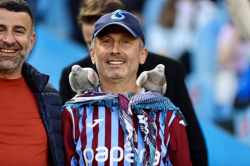 Galatasaray, Trabzon'dan galibiyetle dönüyor: Şampiyonluğa 1 puan kaldı! - 6