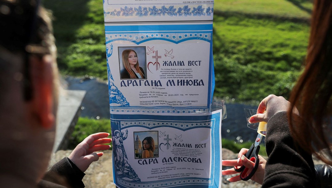 Kuzey Makedonya'daki gece kulübü yangınında ölenler için Üsküp'te eylem