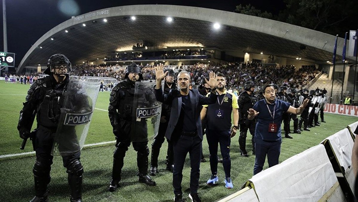 UEFA'dan Fenerbahçe'ye ceza UEFA'dan Fenerbahçe'ye ceza