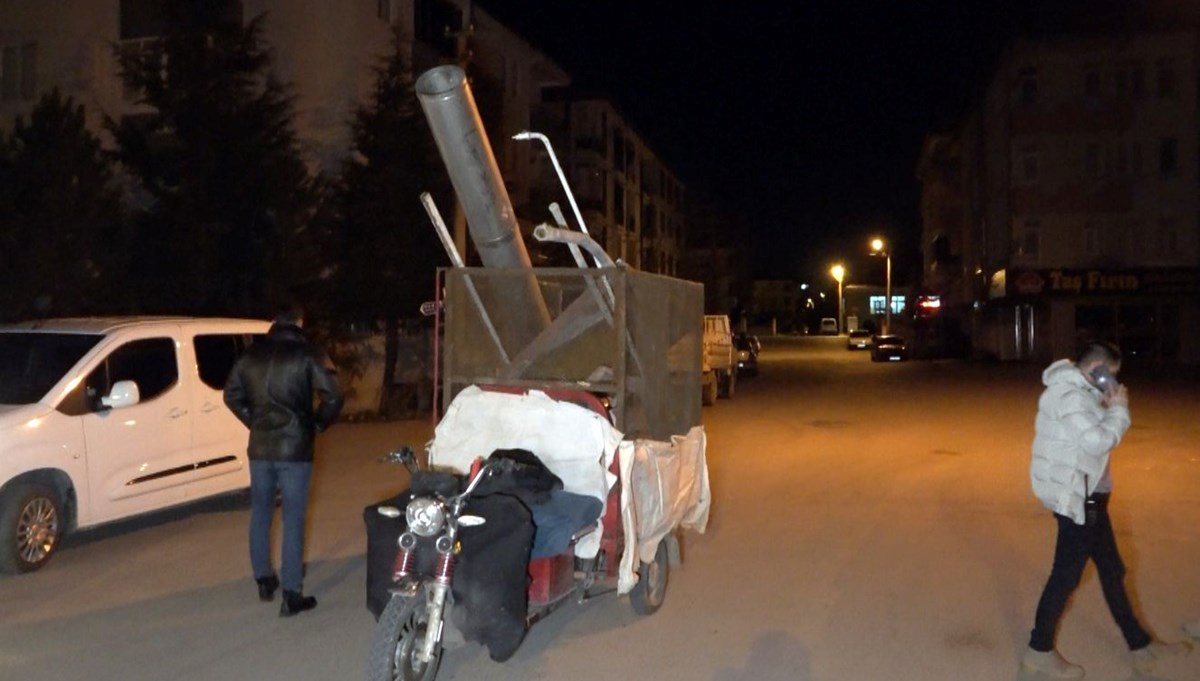 Eski okul binasından demir çalan 2 kardeşe gözaltı Eski okul binasından demir çalan 2 kardeşe gözaltı