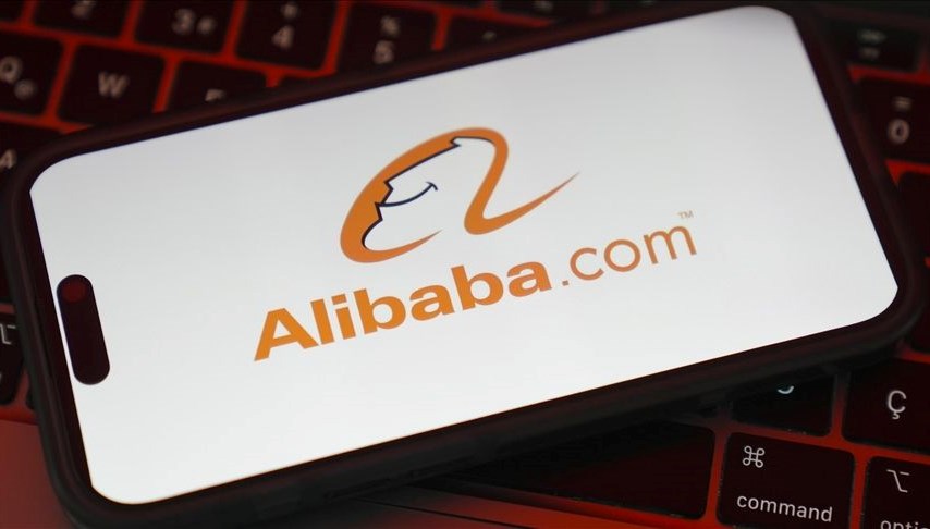  Alibaba ile ortak oluyor