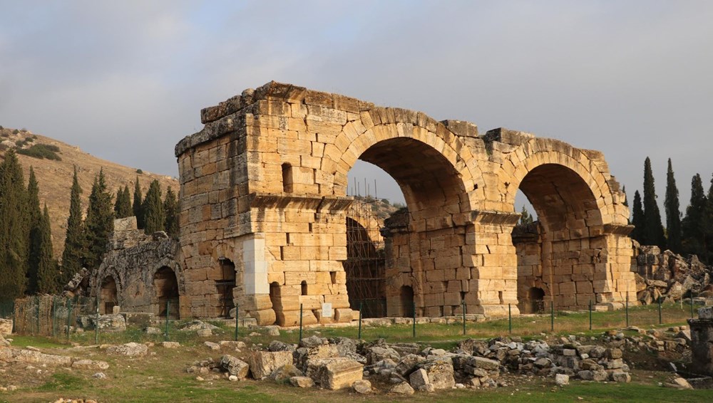 Hierapolis Antik Kenti'nde yıkılma tehlikesi - 5