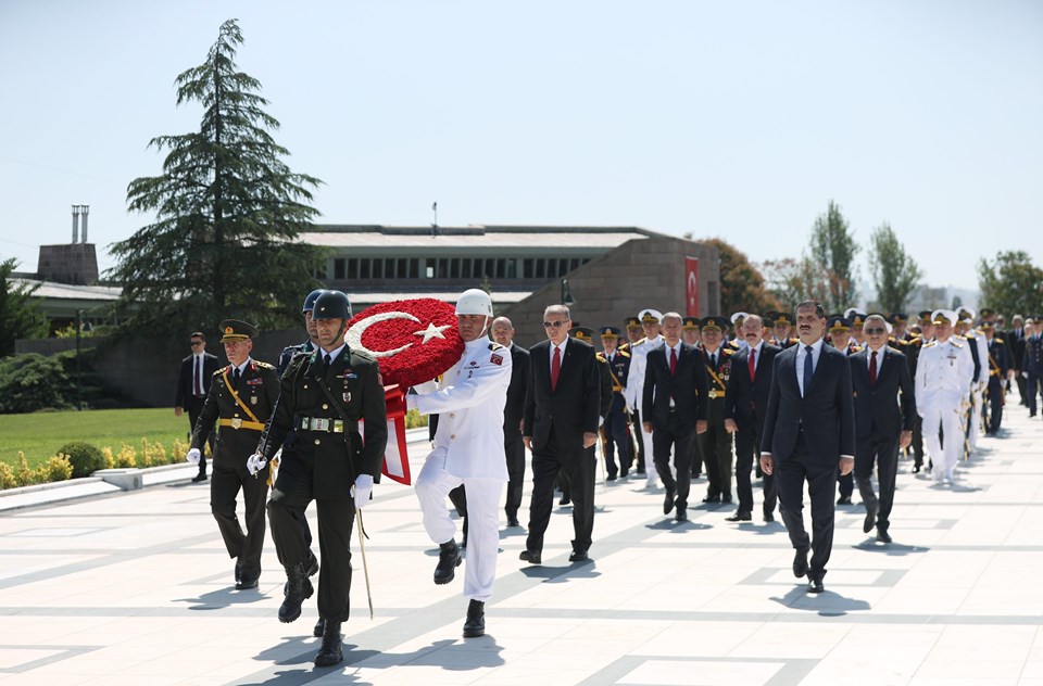 Devlet erkanından Anıtkabir ziyareti (Büyük zaferin 100. yılı) - 5