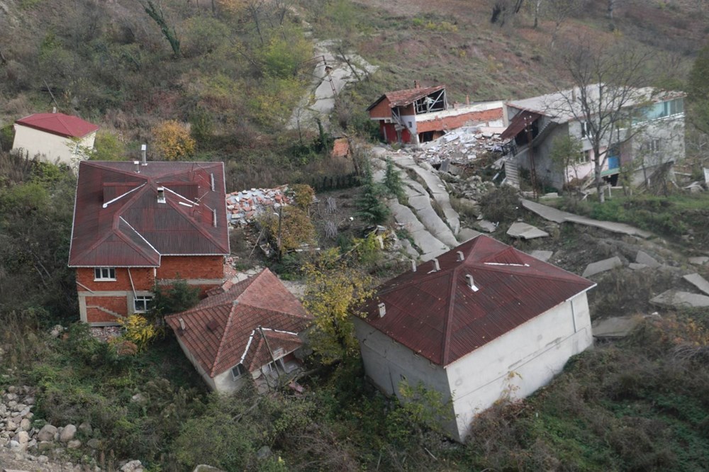 Ordu'daki mahalle heyelan sonrası hayalet kente döndü - 1
