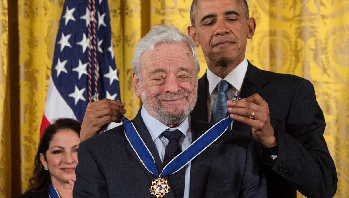 Müzikal tiyatronun sembol isimlerinden Stephen Sondheim hayatını kaybetti