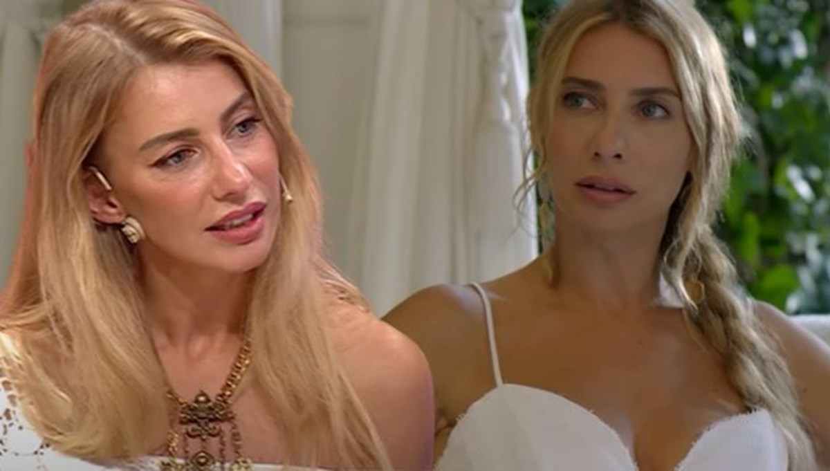 Doğu Demirkol ile Alelade Show'a katılan Tuba Ünsal oyunculuktaki idolünü açıkladı