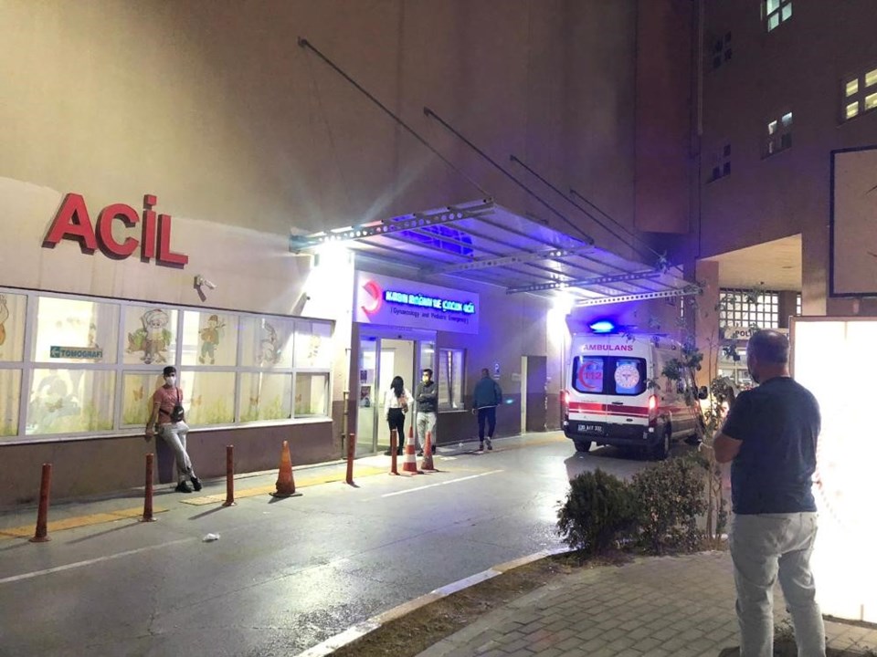 İzmir'de 34 ortaokul öğrencisi zehirlendi - 1