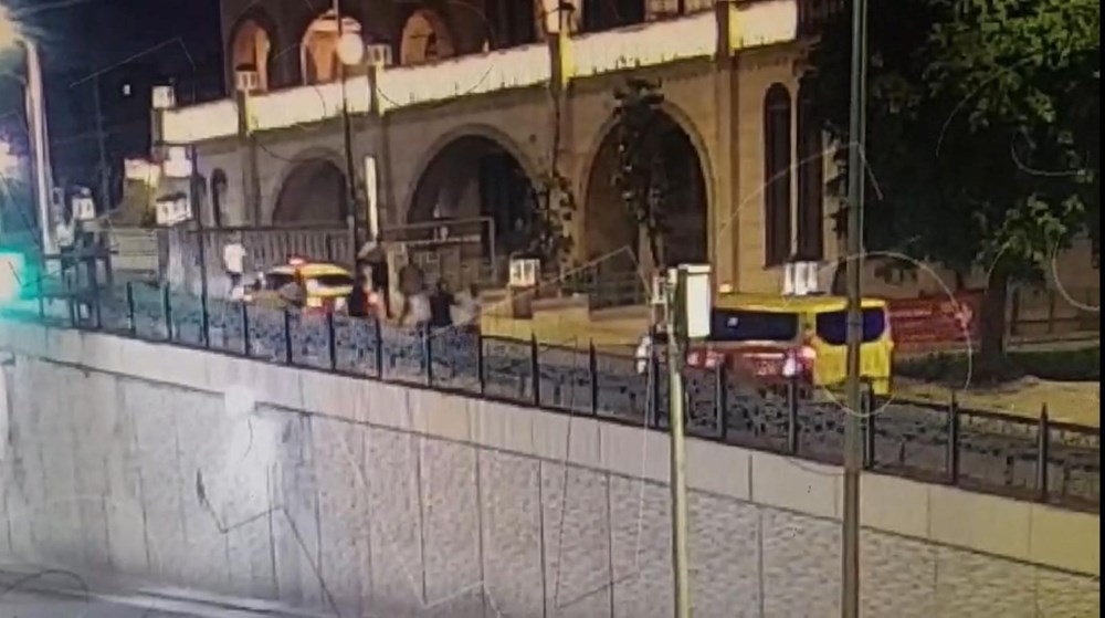 Taksim Meydanı'nda cinayet: Altı kişi döverek öldürdüler! - 4