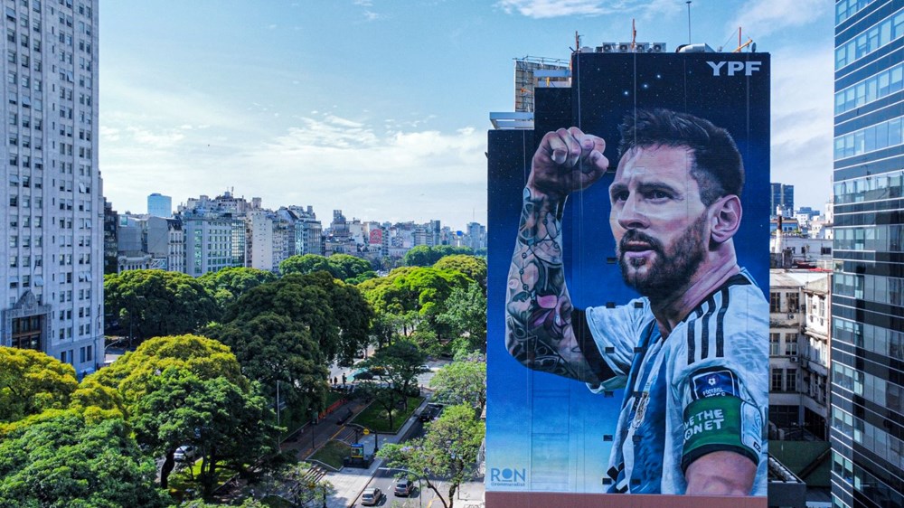 Arjantin sokaklarında "Capitanes" adlı duvar resimleri serisi - 1