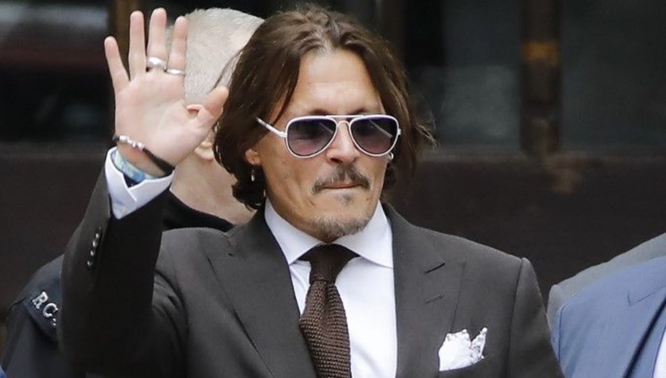 Johnny Depp mahkemeden özür diledi