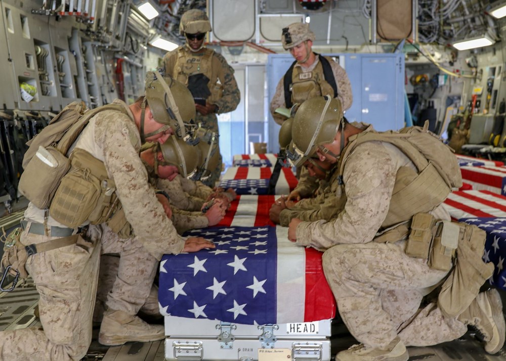 Afganistan'da son durum: Kabil Havalimanı yakınlarına roket saldırısı yapıldı - 12