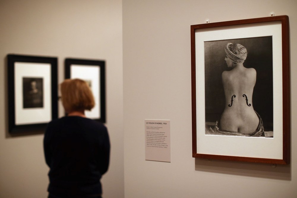 Man Ray'in 'Le Violon d'Ingres' fotoğrafı 12,4 milyon dolara satıldı - 6