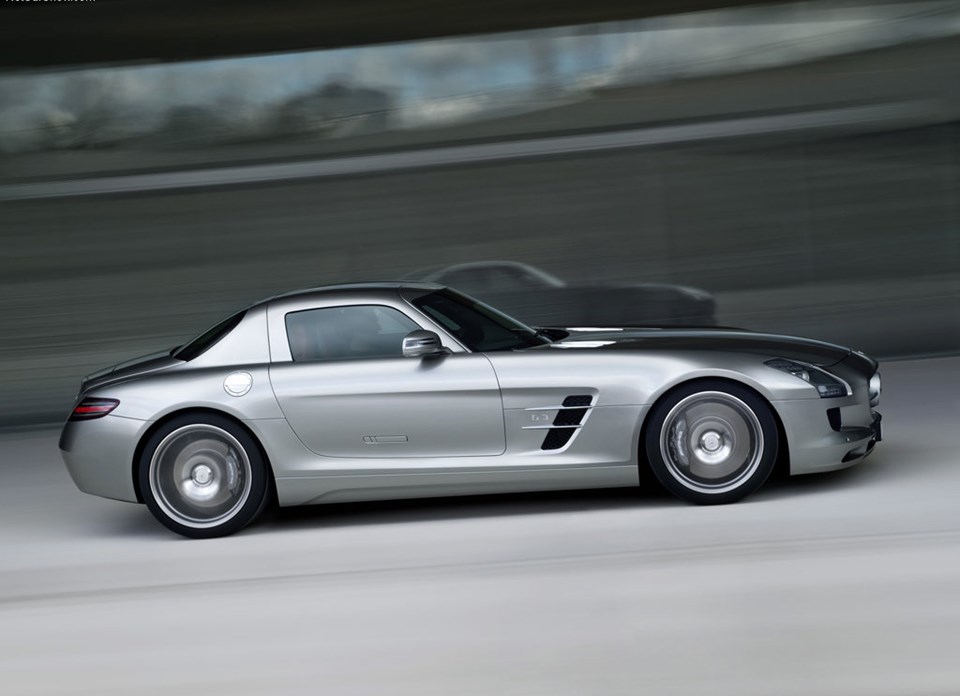 Mercedes-Benz SLS AMG  - 3