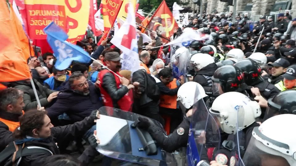 İstanbul'daki 1 Mayıs gösterilerinde polise saldıran 29 kişi yakalandı - 3