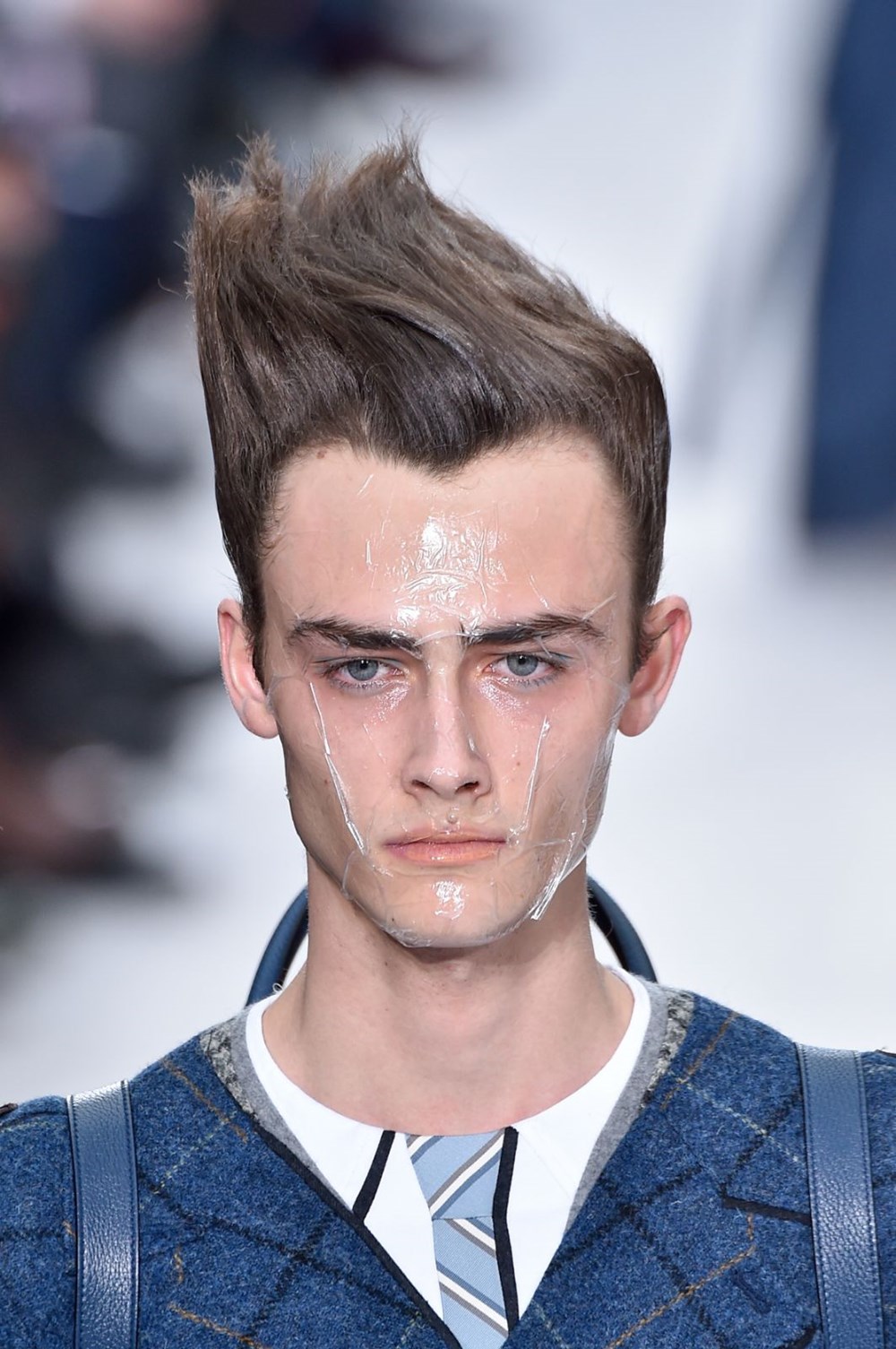 Erkeklerde yeni saç trendi Trol bebek saçı Magazin Erkeklerde yeni saç trendi Trol bebek saçı Magazin