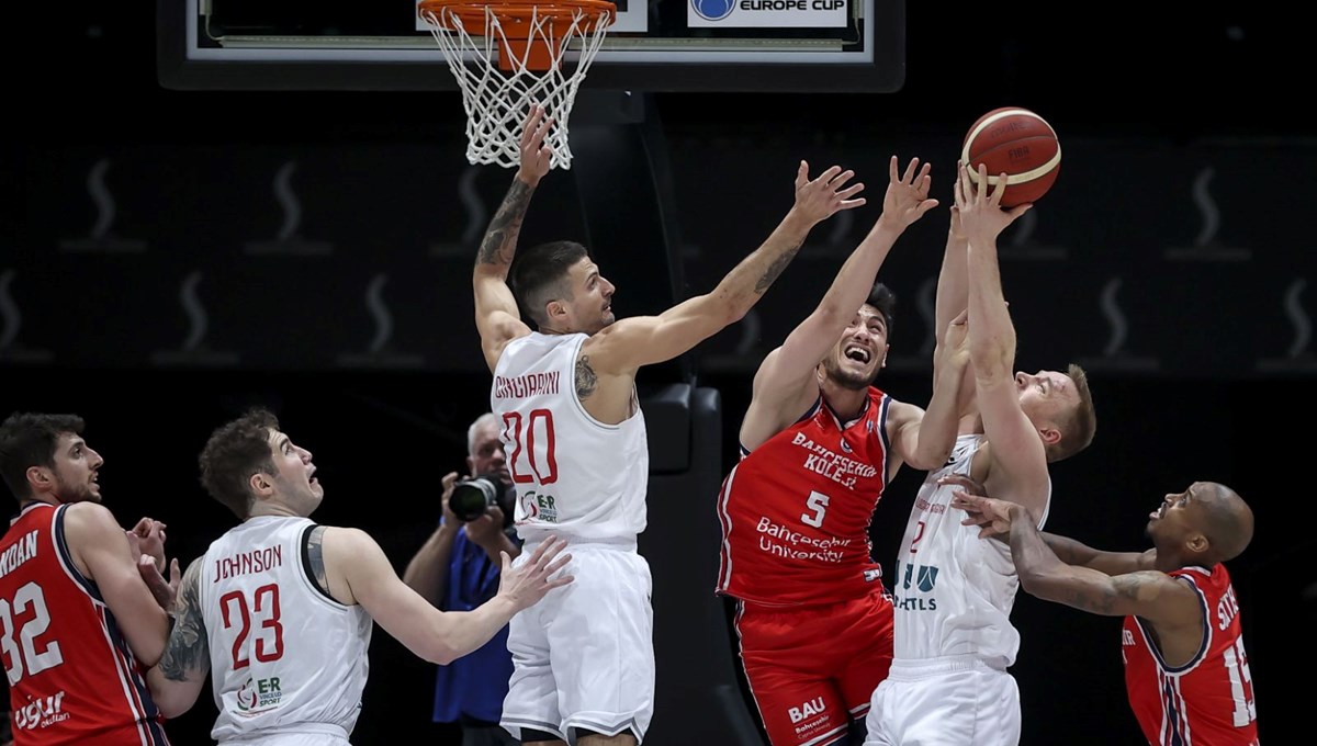 FIBA Europe Cup: Bahçeşehir Koleji şampiyonluk yolunu yarıladı