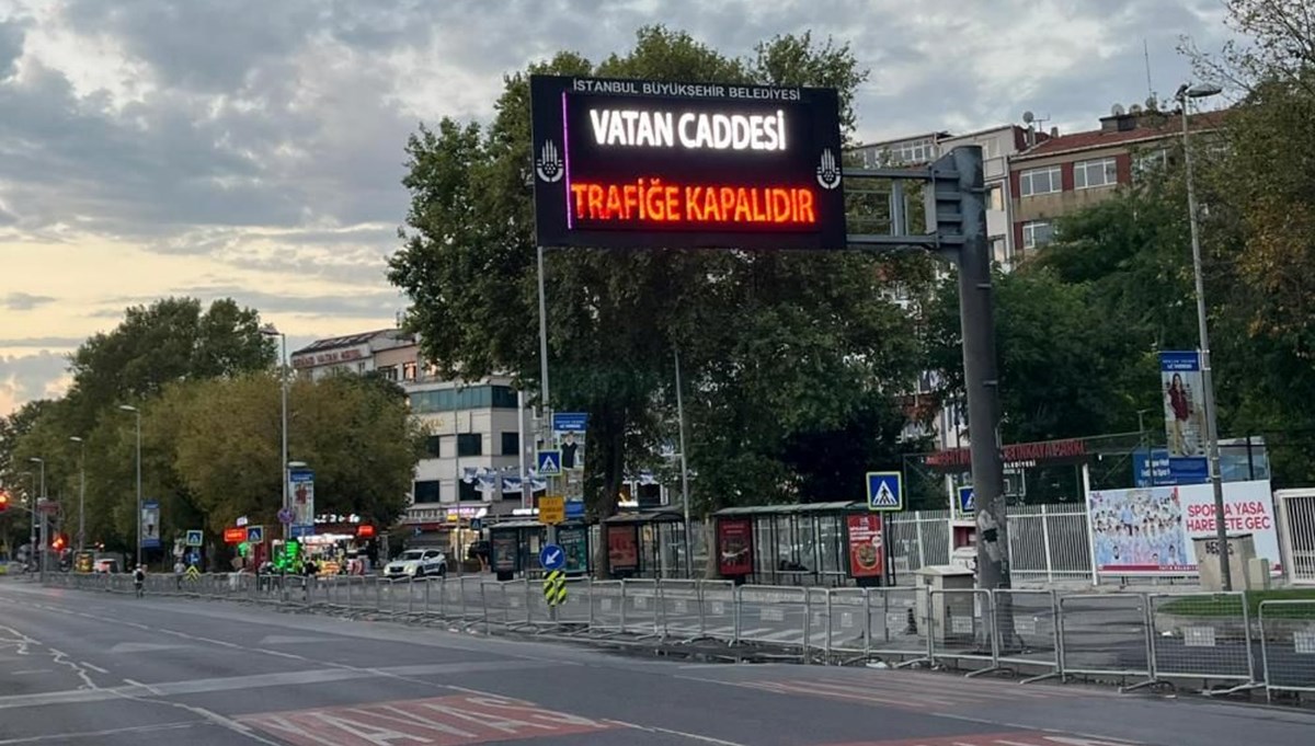 İstanbul'da bazı yollar trafiğe kapatıldı