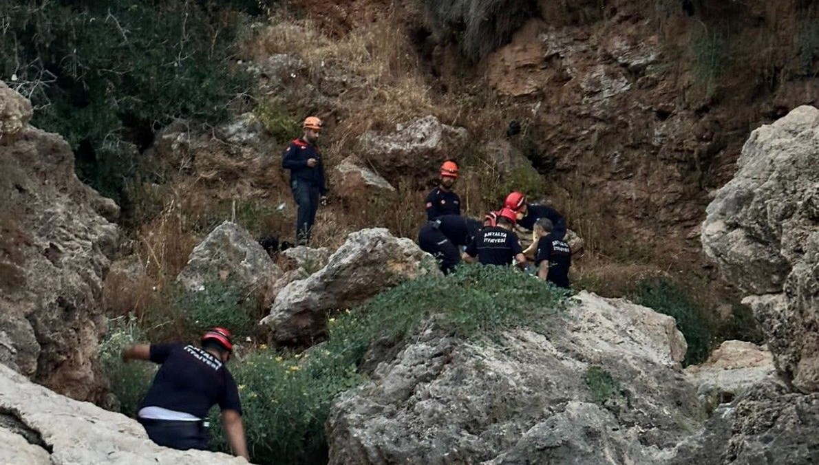 Falezden düşen 23 yaşındaki turist hayatını kaybetti