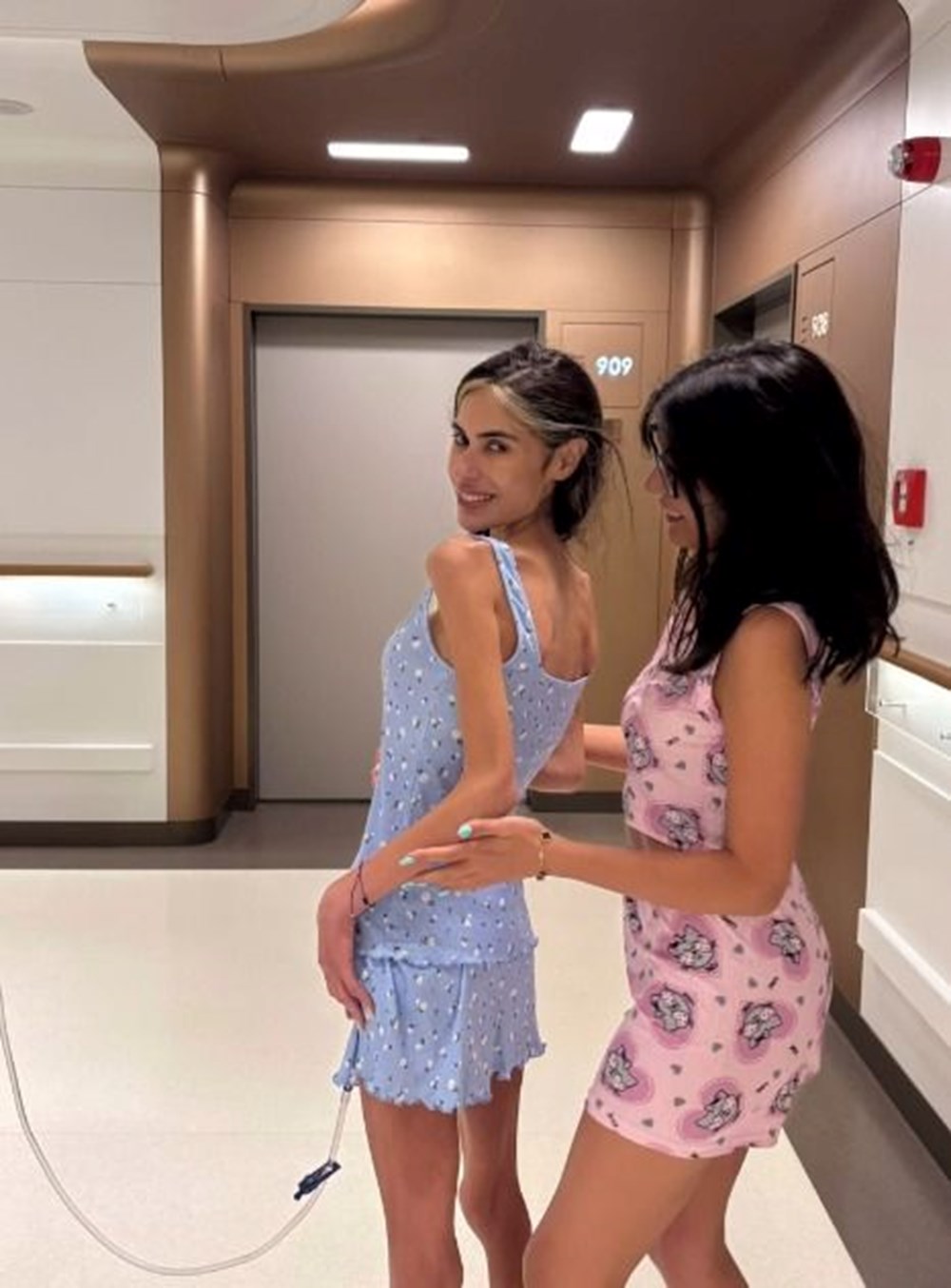 Nihal Candan'ın son halini kardeşi paylaştı: Ablamdan uzak durun - 4