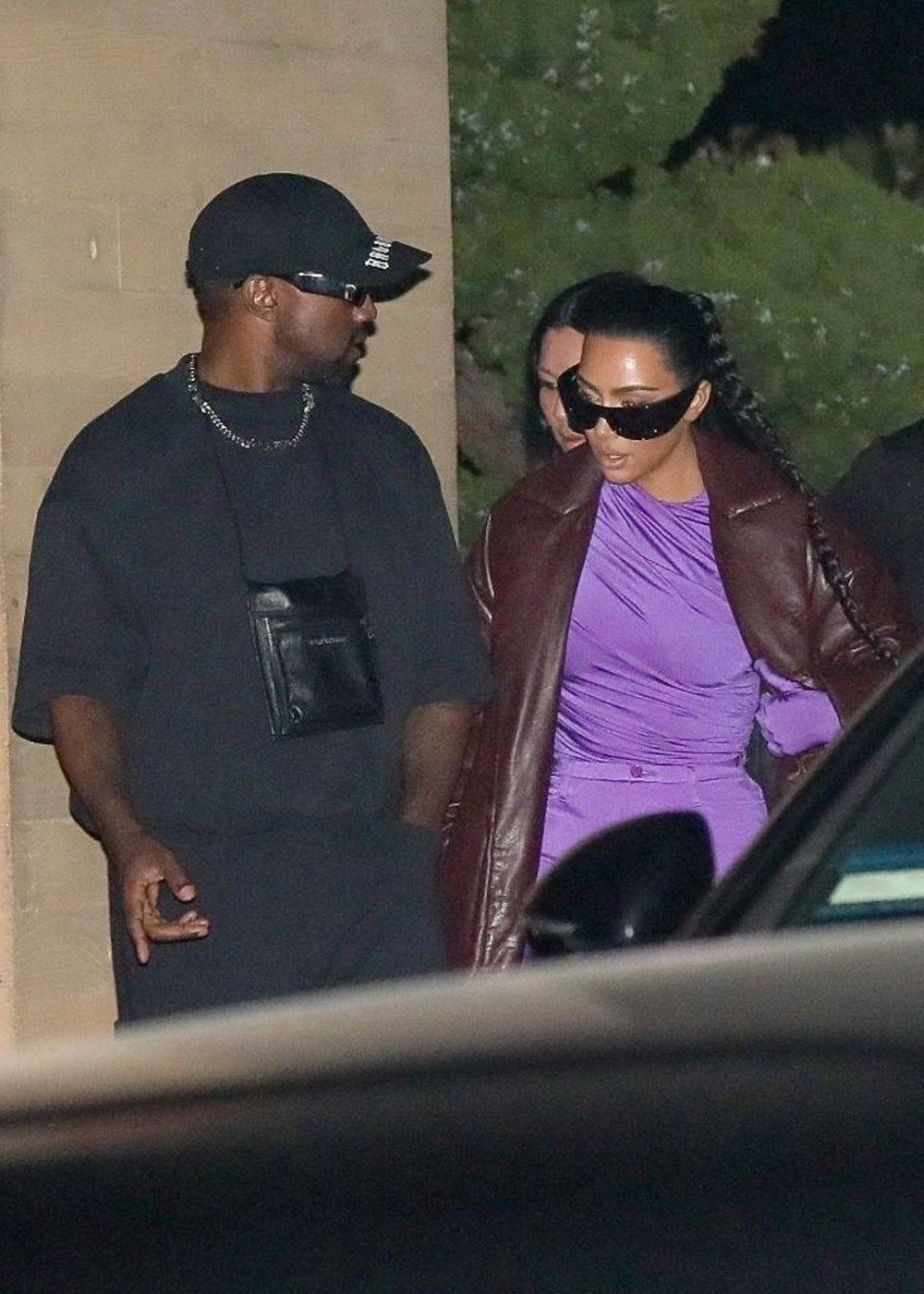 Kim Kardashian eski eşi Kanye West'in davranışları nedeniyle ailesinden özür diledi - 4