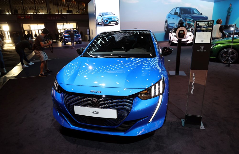 Milyonluk otomobiller görücüye çıktı - 41