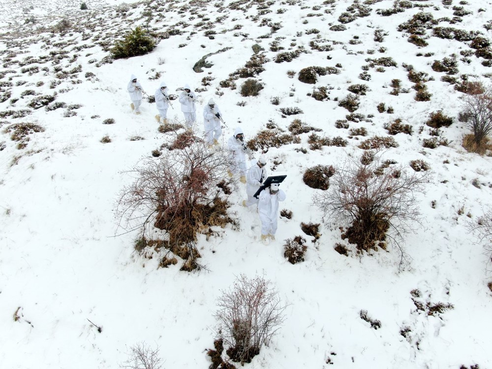 PÖH'lerden Doğu Karadeniz'in karlı dağlarında kış operasyonu - 10