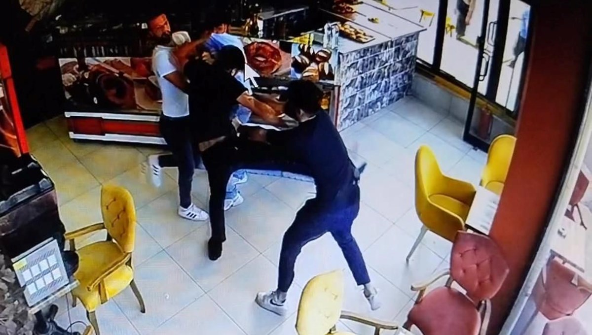 Tuvalet kavgası kanlı bitti Tuvalet kavgası kanlı bitti