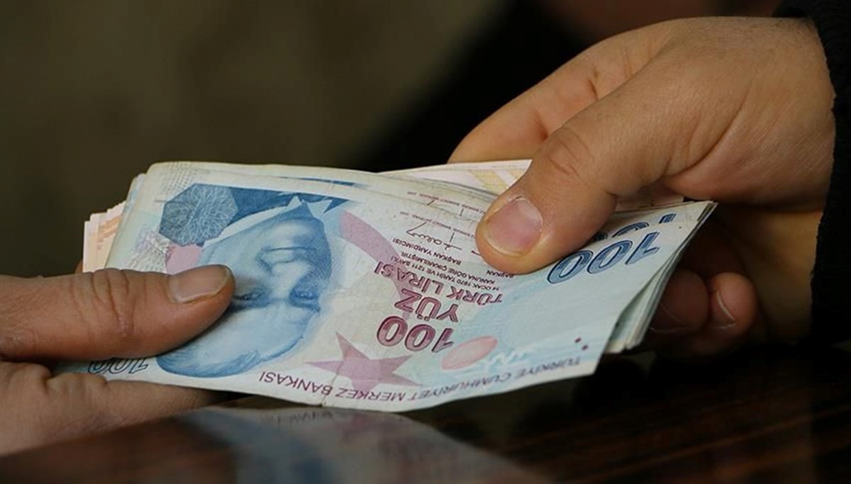 TÜRK-İŞ kamu işçisine ek zam talebini Bakan Işıkhan'a iletti TÜRK-İŞ kamu işçisine ek zam talebini Bakan Işıkhan'a iletti