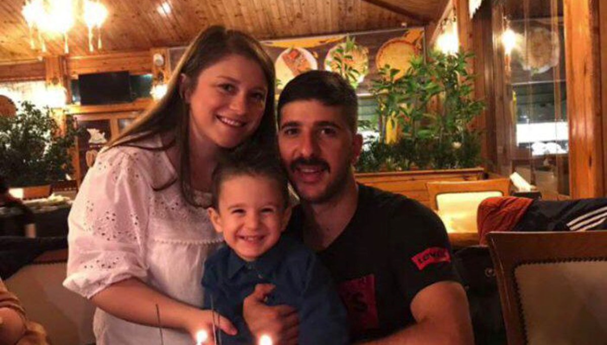 Anne ve karnındaki 8 aylık bebeğini corona virüs ayırdı