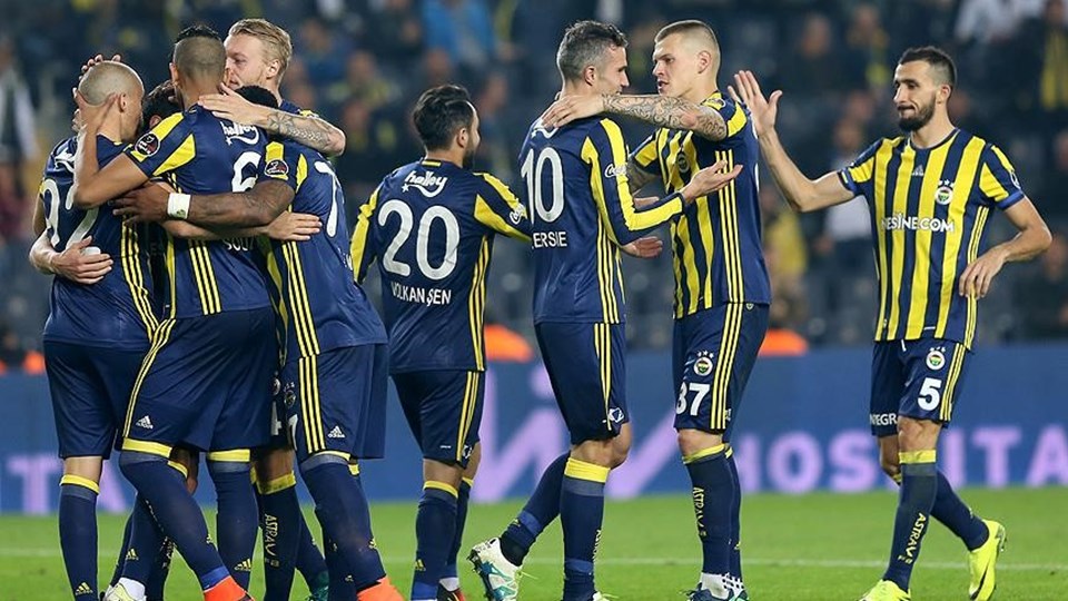 Fenerbahçe  Krasnodar maçı bugün saat kaçta hangi kanalda canlı yayınlanacak? (İlk 11'ler) - 4
