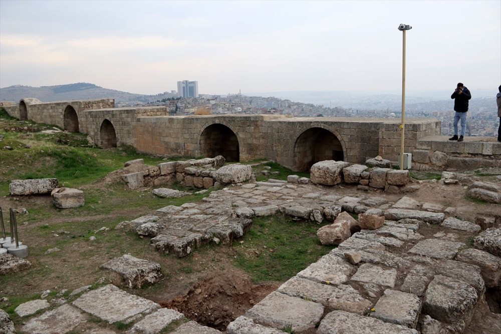 Urfa'nın tarihi kalesi gün yüzüne çıkarılıyor - 7