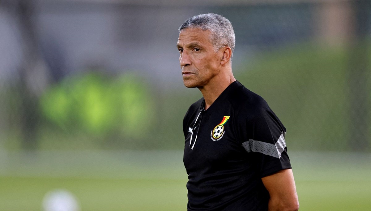 Gana'da fatura teknik direktör Hughton'a kesildi Gana'da fatura teknik direktör Hughton'a kesildi