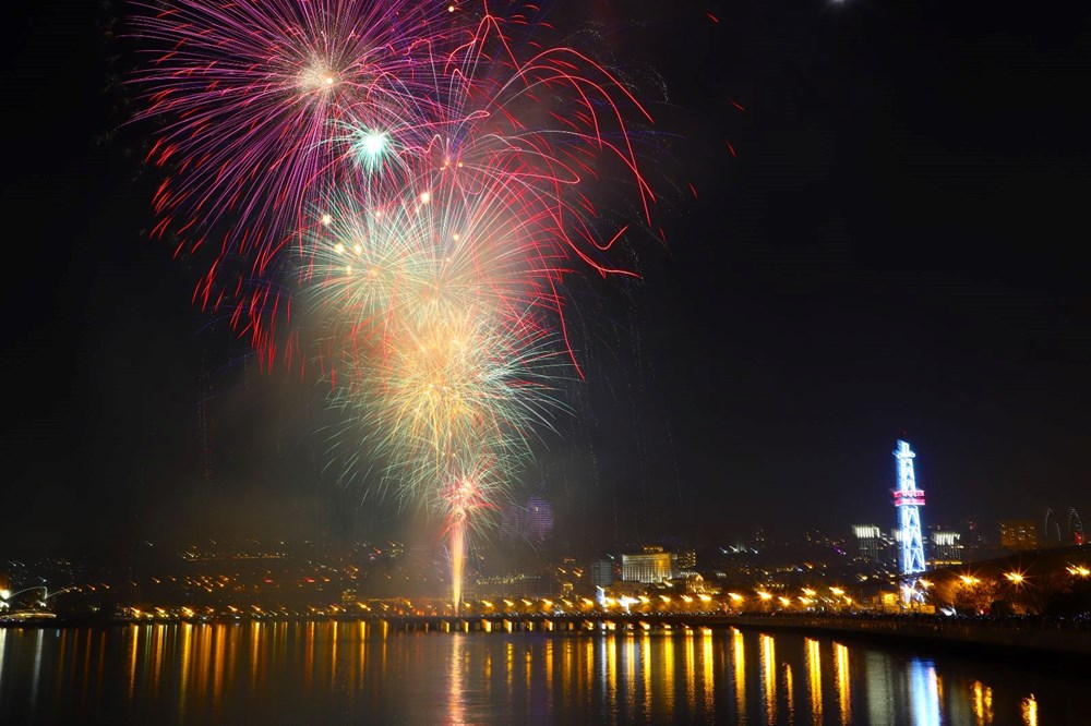 Dünya 2023'ü coşkuyla karşıladı, Ukrayna ise füzelerle - 22