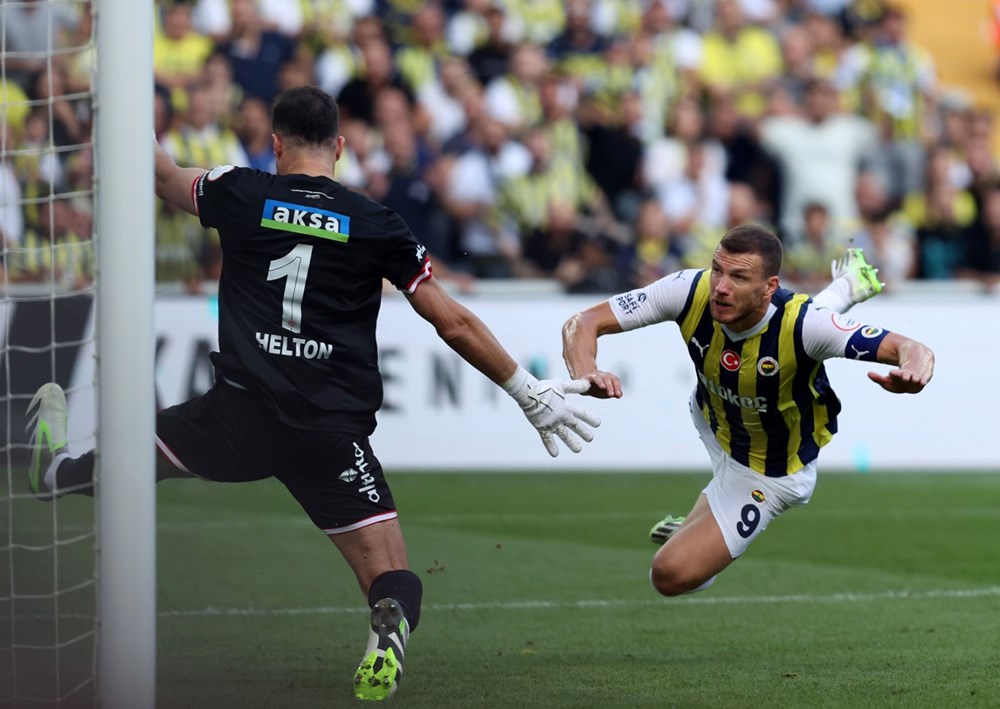 Gol düellosunda kazanan Fenerbahçe (Fenerbahçe: 3 - Antalyaspor: 2) - 10