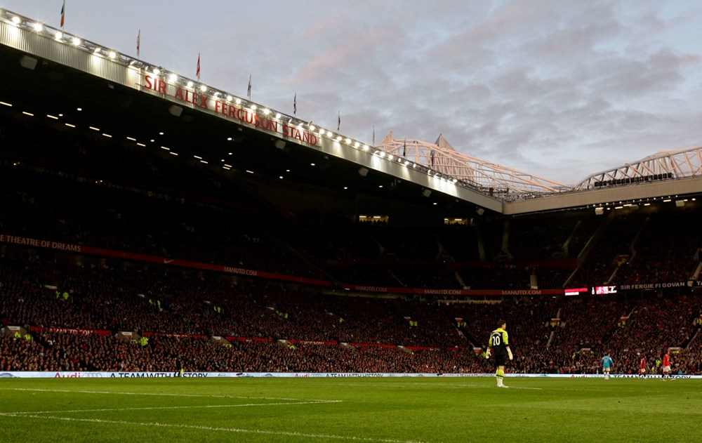 Manchester United Old Trafford'u yenilemek istiyor: 2 milyar sterline mal olabilir - 1