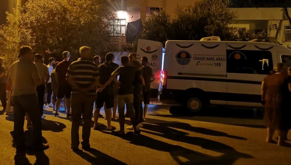 Mersin’de korkunç cinayet: Bir kadın boğazından bıçaklanarak öldürülmüş halde bulundu