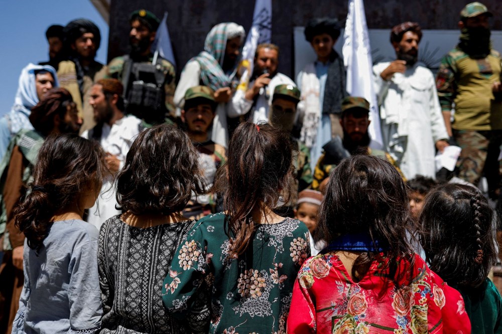 Taliban ile 2 yıl: Afganistan'da kadınlar hayatın her alanından dışlandı - 2
