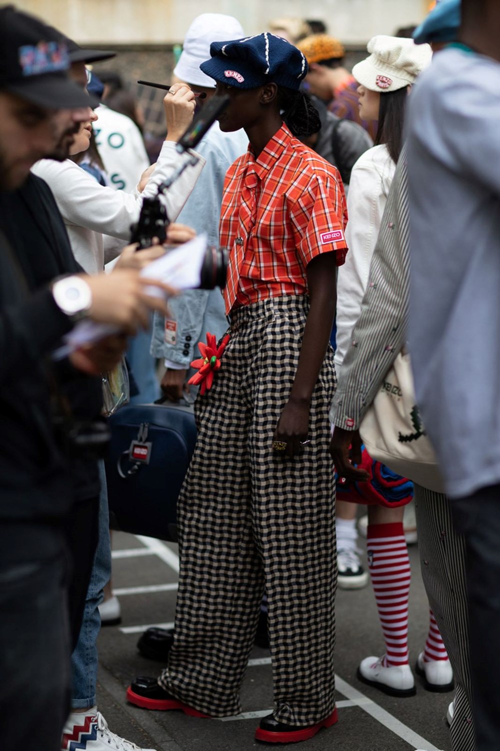 Fransız lüks marka Kenzo, kolej stilini modaya geri getiriyor - 6