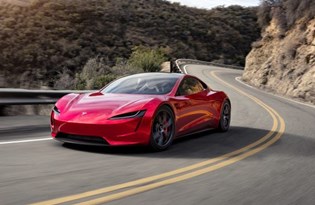 Tesla, yeni Roadster'ın fotoğraflarını yayınladı